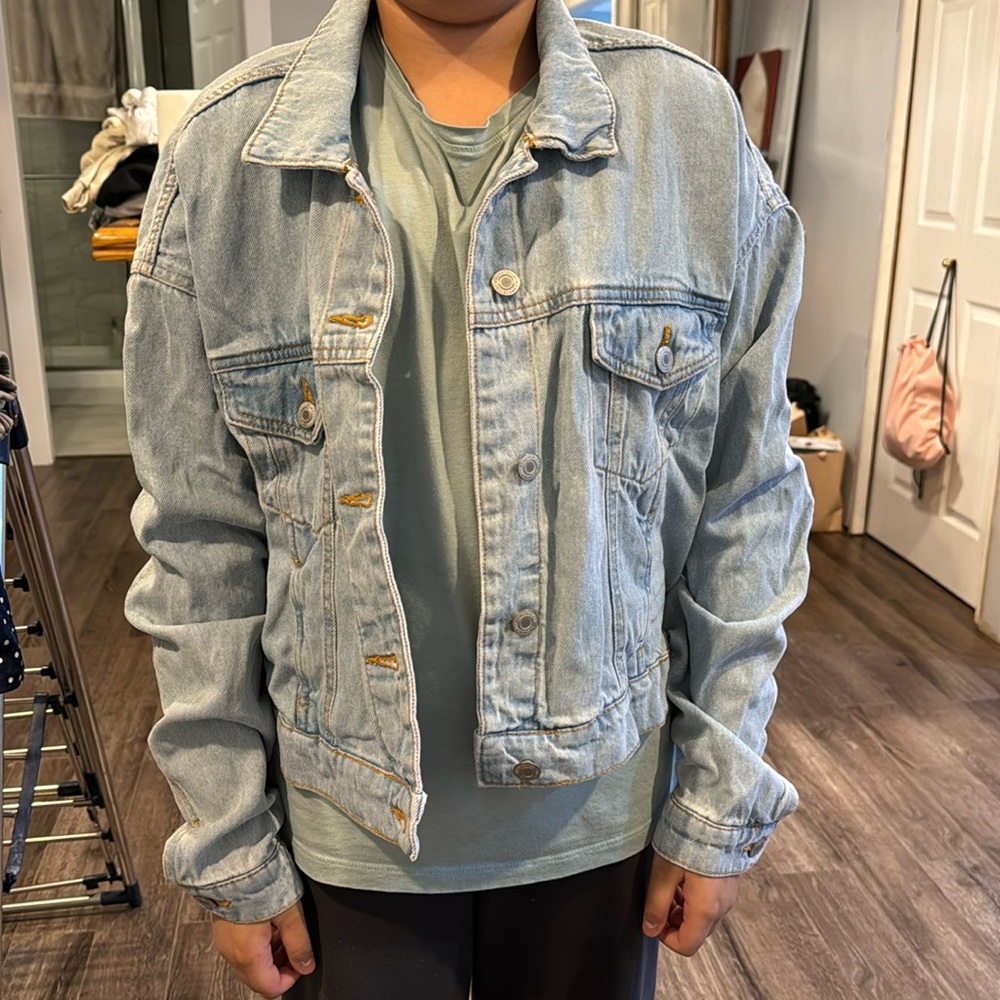 Light washed denim jacket